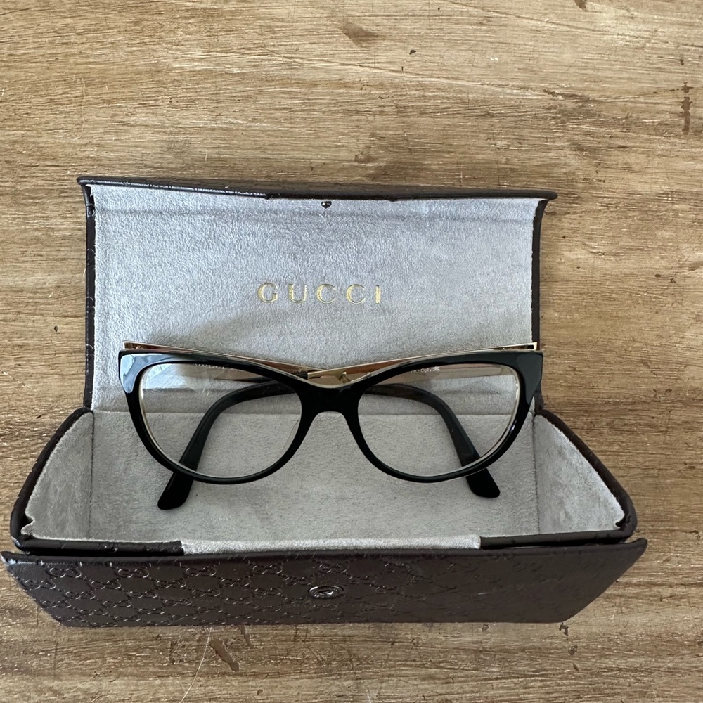 Gucci Black Cat-Eye Glasses